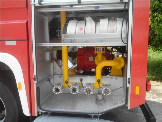 消防泡沫液轉(zhuǎn)子泵正面 消防泡沫液轉(zhuǎn)子泵正面