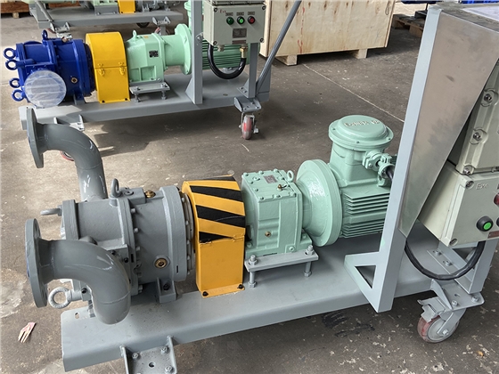 移動(dòng)式手推車帶防爆控制柜1000像素.jpg 移動(dòng)式手推車帶防爆控制柜1000像素.jpg