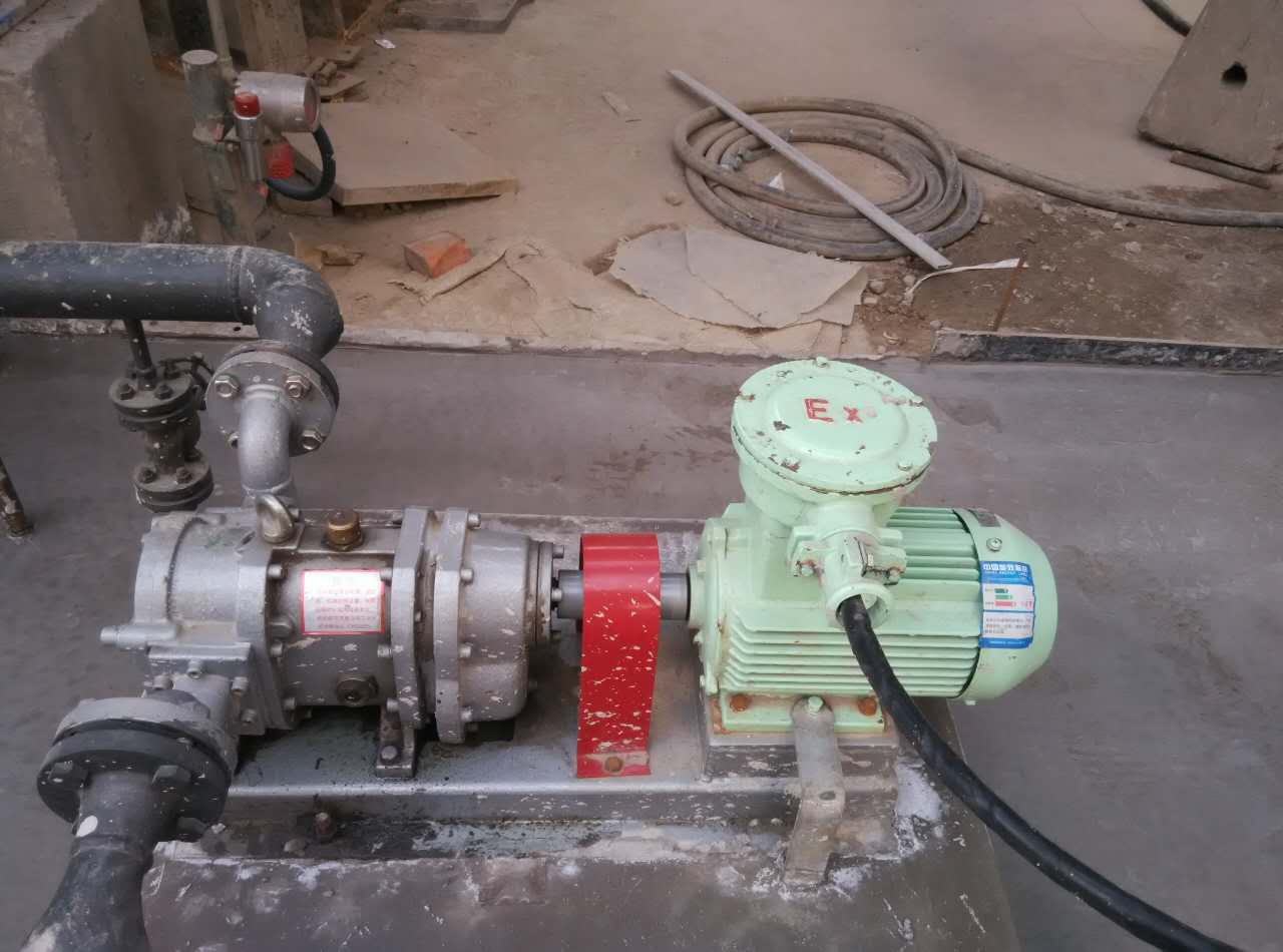 羅德污油轉(zhuǎn)子泵在石油石化行業(yè)的應(yīng)用20160615 羅德污油轉(zhuǎn)子泵在石油石化行業(yè)的應(yīng)用20160615