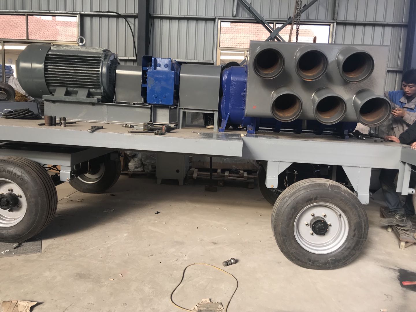 移動(dòng)泵車(chē) 移動(dòng)泵車(chē)